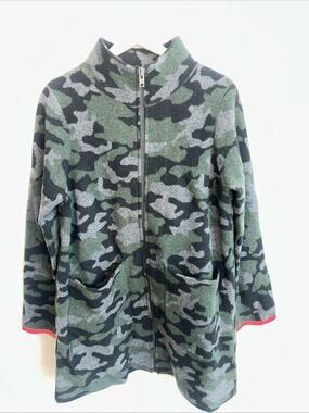 Anthropologie Field Flower camo print heavy wool zip front jacket size L medium